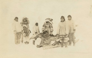 Image of Group of Eskimos [Inuit] ready to leave the Bowdoin